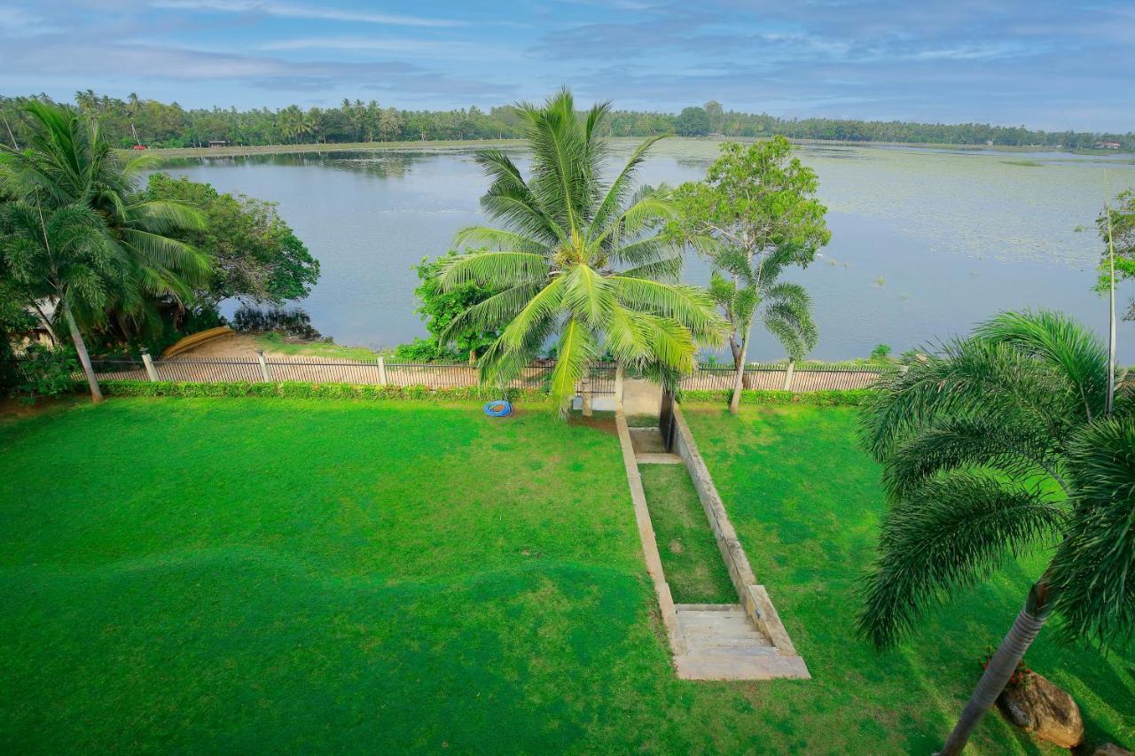 Diya Dahara Resort Yala Bagian luar foto