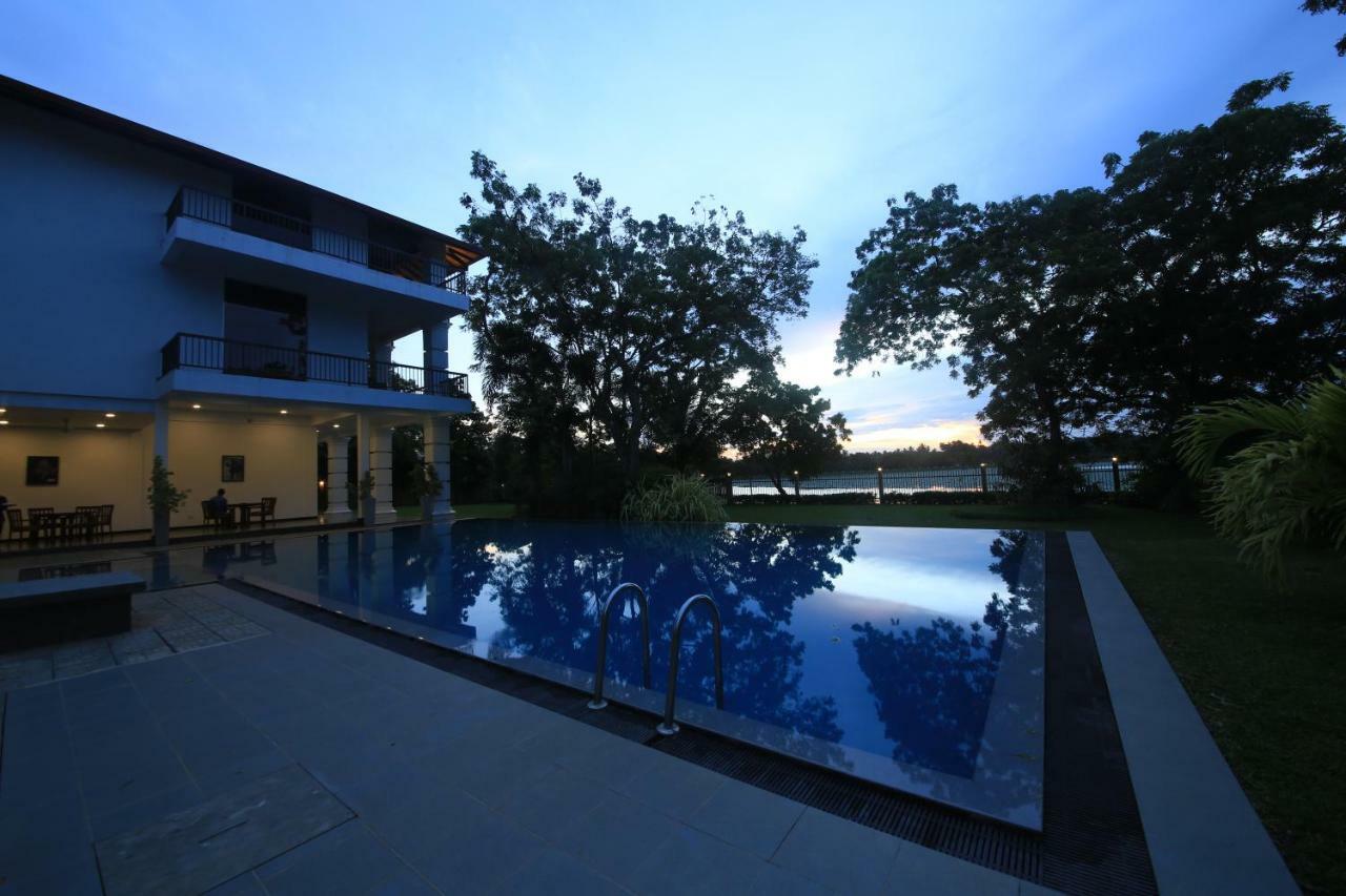 Diya Dahara Resort Yala Bagian luar foto